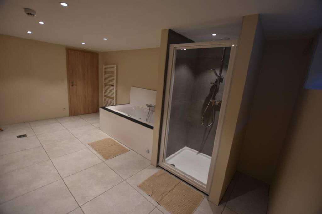 Les Loneux 27 Pers, Malmedy - Vue Incroyable - Wellness, Billard, Home Cinema エクステリア 写真