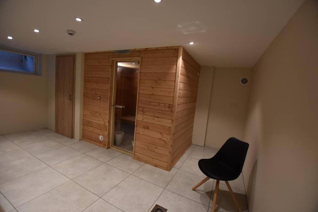 Les Loneux 27 Pers, Malmedy - Vue Incroyable - Wellness, Billard, Home Cinema エクステリア 写真